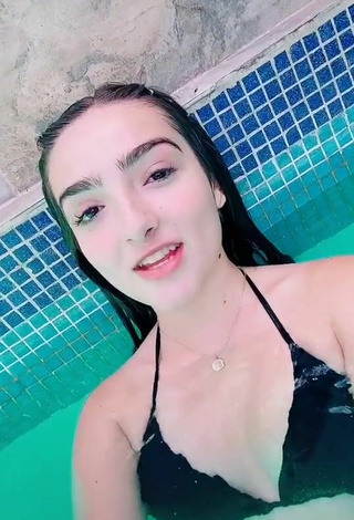 2. Sexy Elaine Haro in Black Bikini at the Swimming Pool