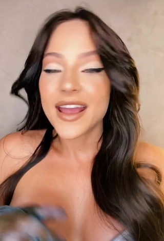 Luscious Gabi Martins Shows Cleavage