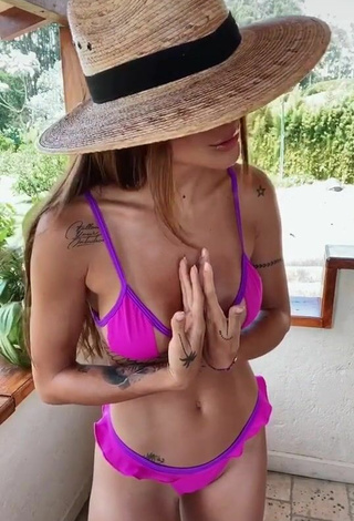 3. Sexy Greeicy Yeliana Rendón Ceballos in Pink Bikini