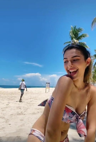 4. Sexy Isabela Delgado Urreta in Bikini at the Beach