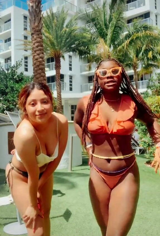 3. Sexy Aba Asante in Bikini