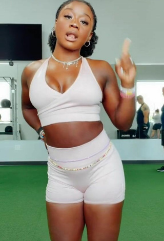 5. Sultry Aba Asante Shows Cleavage in White Sport Bra