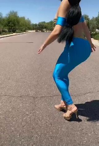 2. Hottest Jailyne Ojeda Ochoa Shows Cleavage in Crop Top