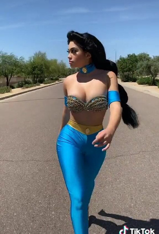 5. Hottest Jailyne Ojeda Ochoa Shows Cleavage in Crop Top