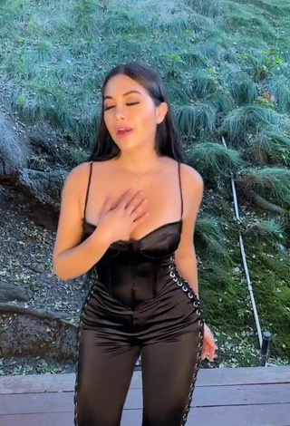 Luscious Jailyne Ojeda Ochoa Shows Cleavage in Black Overall