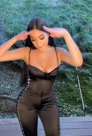 4. Luscious Jailyne Ojeda Ochoa Shows Cleavage in Black Overall