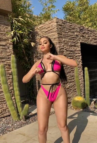 3. Sweetie Jailyne Ojeda Ochoa Shows Big Butt