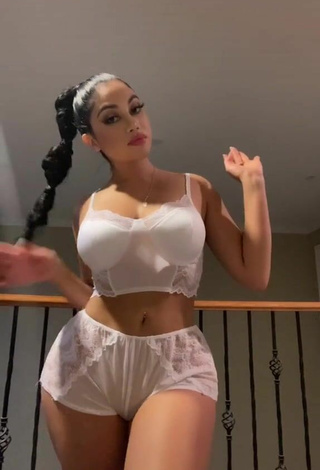 Cute Jailyne Ojeda Ochoa Shows Big Butt