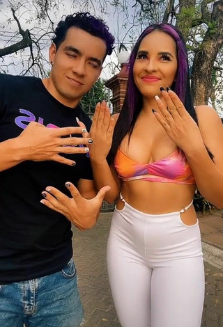 2. Sexy Karla Bustillos Shows Cleavage in Crop Top