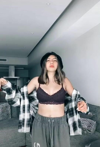 3. Sultry Katia Vlogs in Brown Crop Top