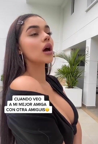 3. Titillating Nathalia Segura Mena Shows Cleavage