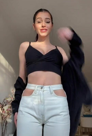 2. Pretty Lea Elui Ginet in Black Crop Top