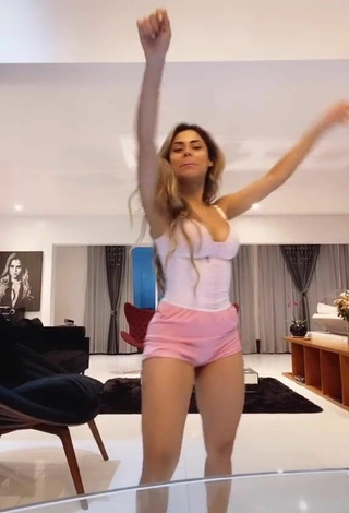 2. Hot Lea Araujo in Pink Shorts