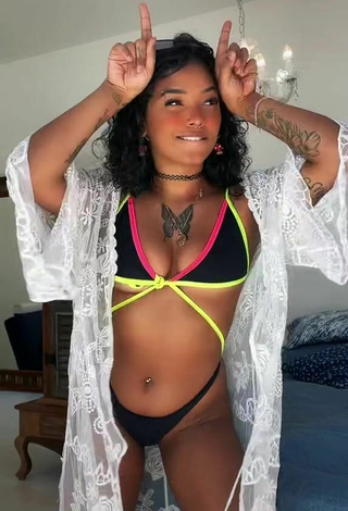 4. Sultry Lisandra Barcelos in Black Bikini