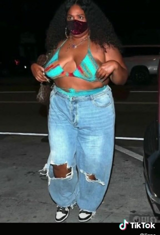 3. Sultry Lizzo Shows Cleavage in Bikini Top