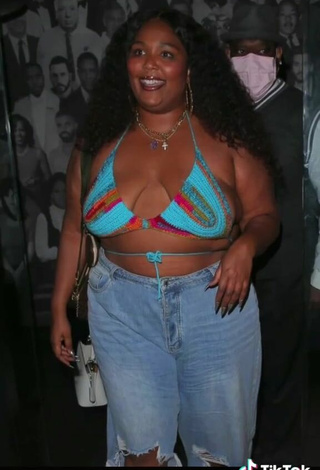 4. Sultry Lizzo Shows Cleavage in Bikini Top