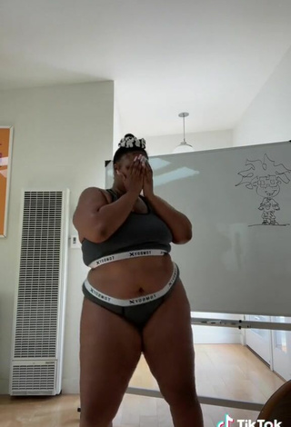 3. Sultry Lizzo in Grey Panties