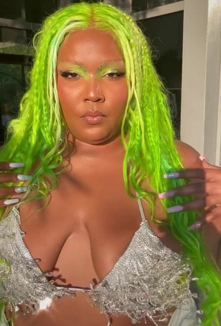 3. Sexy Lizzo Shows Cleavage in Bikini Top