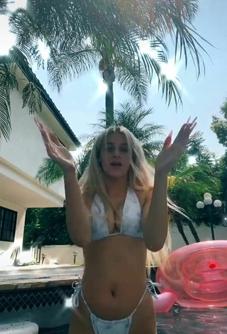 4. Madi Monroe in Sexy Bikini at the Swimming Pool