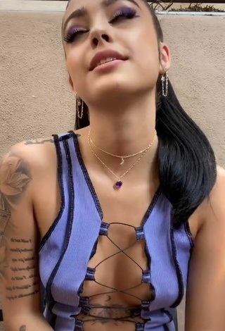 3. Sultry Malu Trevejo Braless (Side Boob)