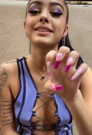 5. Sultry Malu Trevejo Braless (Side Boob)