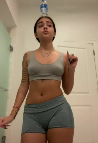 2. Sweetie Malu Trevejo while doing Belly Dance without Bra