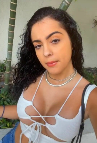 Cute Malu Trevejo Shows Cleavage in White Crop Top (Underboob)