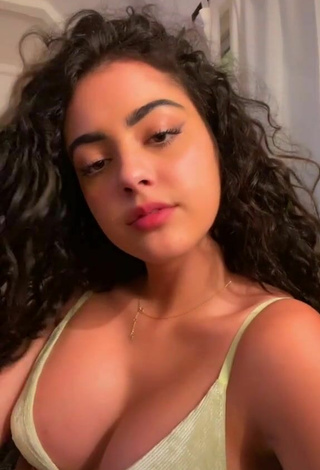 2. Seductive Malu Trevejo Shows Cleavage