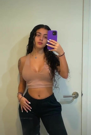 Pretty Malu Trevejo Shows Cleavage in Beige Crop Top