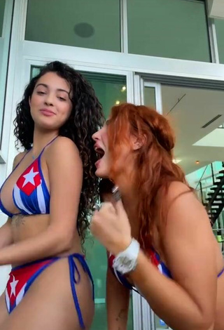 5. Erotic Malu Trevejo in Bikini