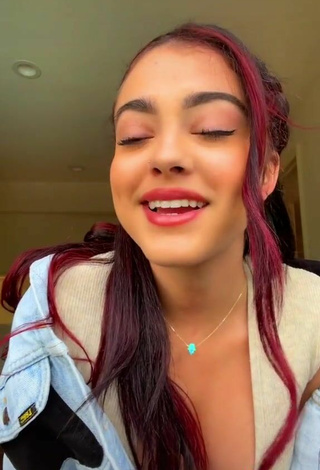 4. Cute Malu Trevejo Braless