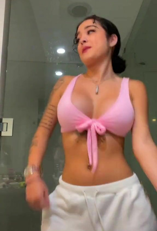 5. Sexy Malu Trevejo Shows Cleavage in Pink Crop Top