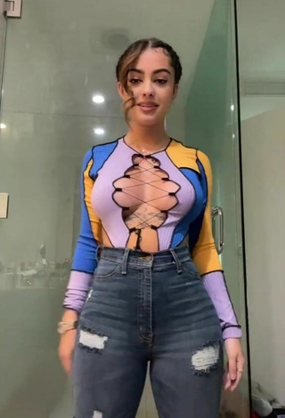 Really Cute Malu Trevejo Shows Cleavage in Crop Top