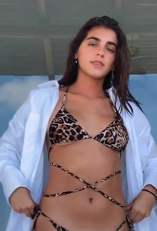 Titillating Mar de Regil in Leopard Bikini