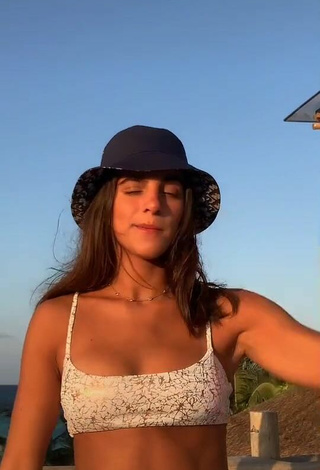 3. Beautiful Mar de Regil in Sexy Bikini Top