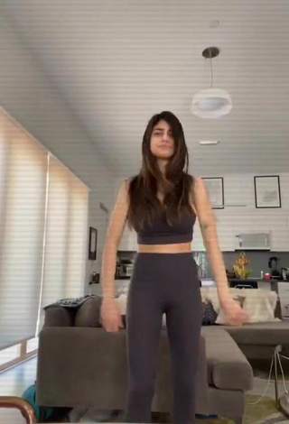 Sultry Mia Khalifa in Black Leggings