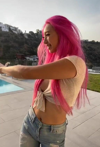 Luscious Michelle Chin in Crop Top at the Pool