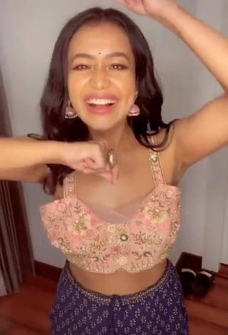 2. Sultry Neha Kakkar in Floral Crop Top