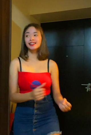 5. Sultry Nikki Velayo in Red Crop Top