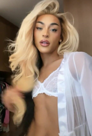 3. Sultry Pabllo Vittar Shows Butt