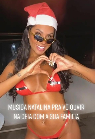 Sexy Jully Oliveira Shows Cleavage in Red Bikini