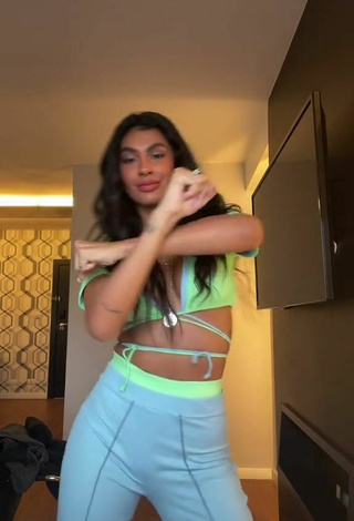 3. Sexy Jully Oliveira in Light Green Crop Top