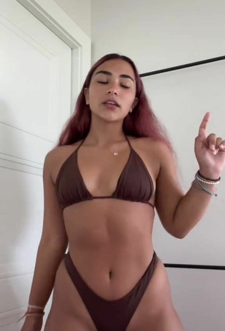 2. Titillating Sienna Mae Gomez in Brown Bikini