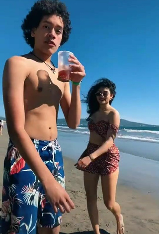 2. Hot Sofia Mata in Crop Top at the Beach