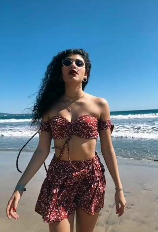 2. Titillating Sofia Mata in Crop Top at the Beach