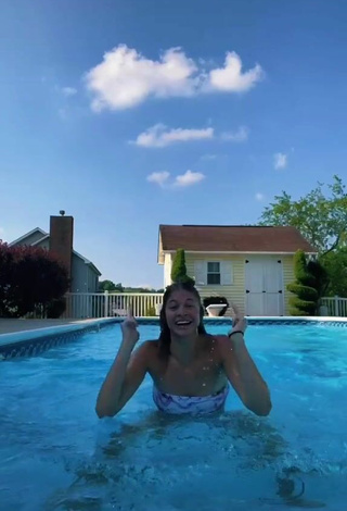 6. Sultry Sydney Morgan in Bikini at the Swimming Pool