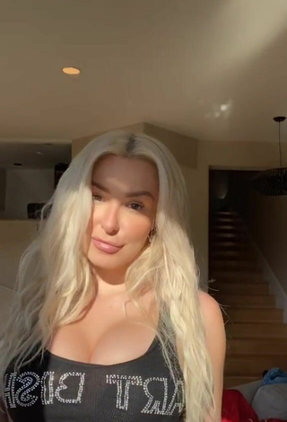 Erotic Tana Mongeau Shows Cleavage