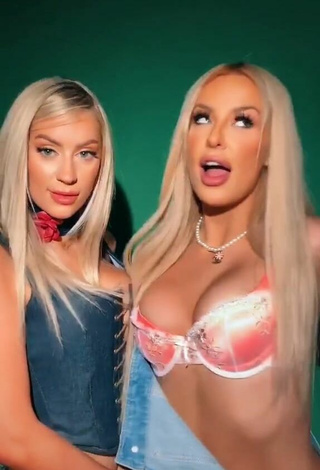 Sexy Tana Mongeau Shows Cleavage in Bra