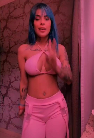 5. Sexy MC Tati Zaqui Shows Nipples