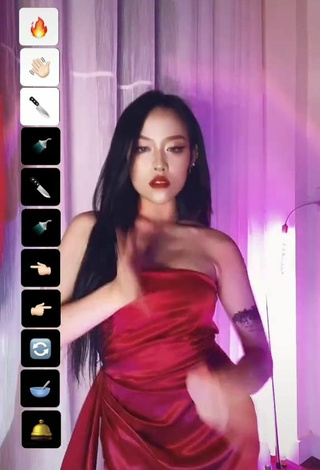 3. Sultry Trà Đặng in Red Dress